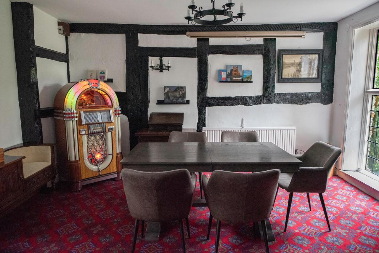 Karma Salford Hall Hotel Salford Priors Екстериор снимка